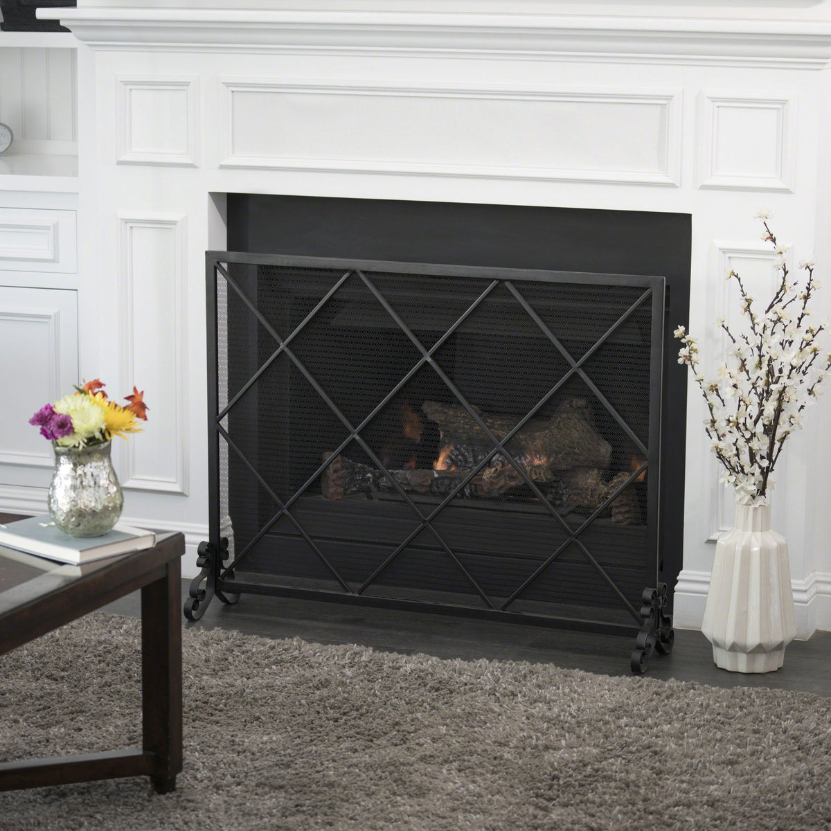 Minimalist Single Panel Iron Fireplace Screen With Diamond Design - Black
