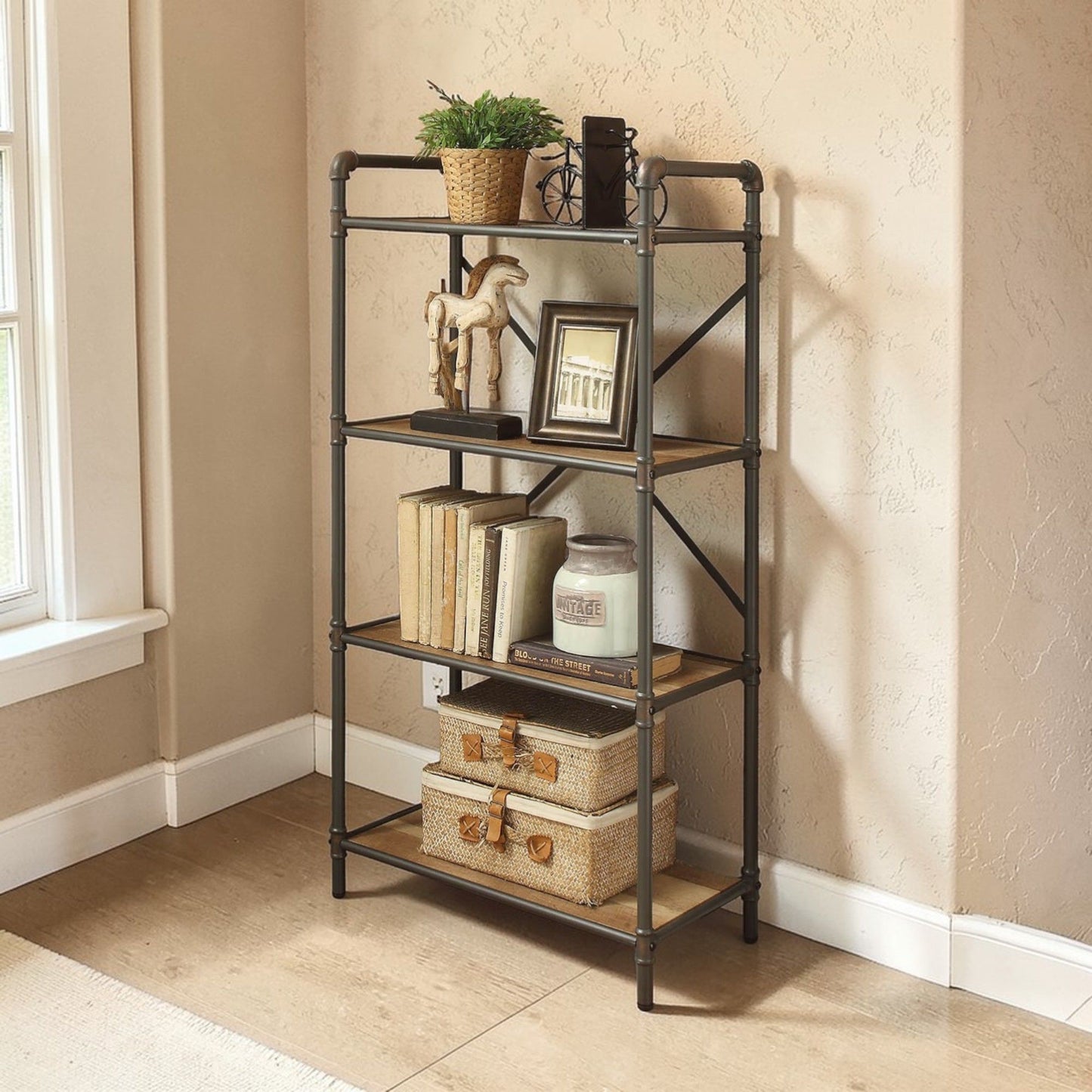 Itzel - Bookshelf