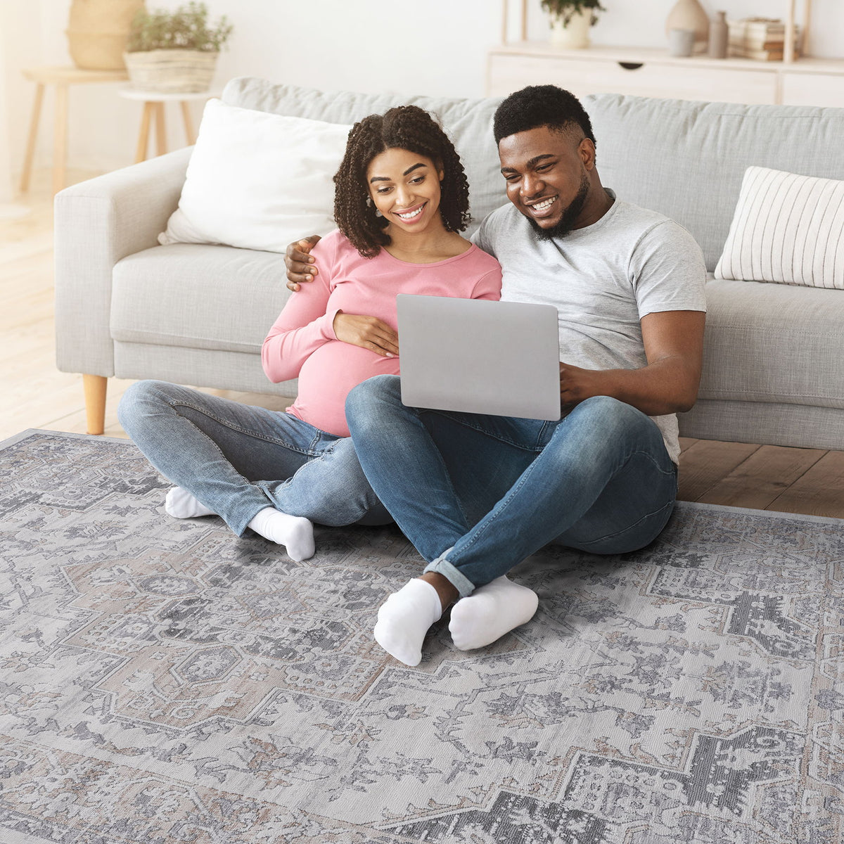 Marfi - 8' X 10' Oriental Area Rug - Ivory
