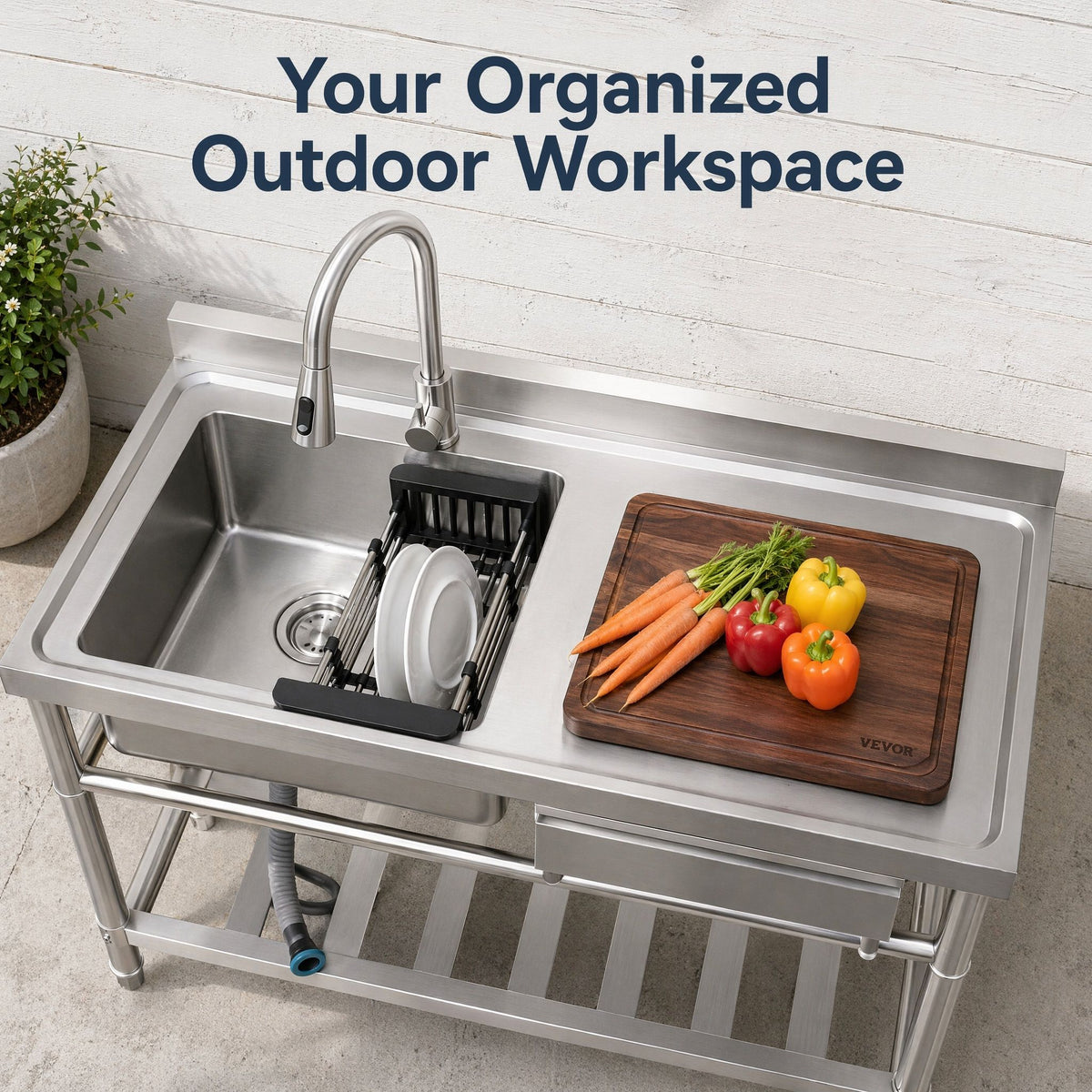 Freestanding Utility Sink With Accents