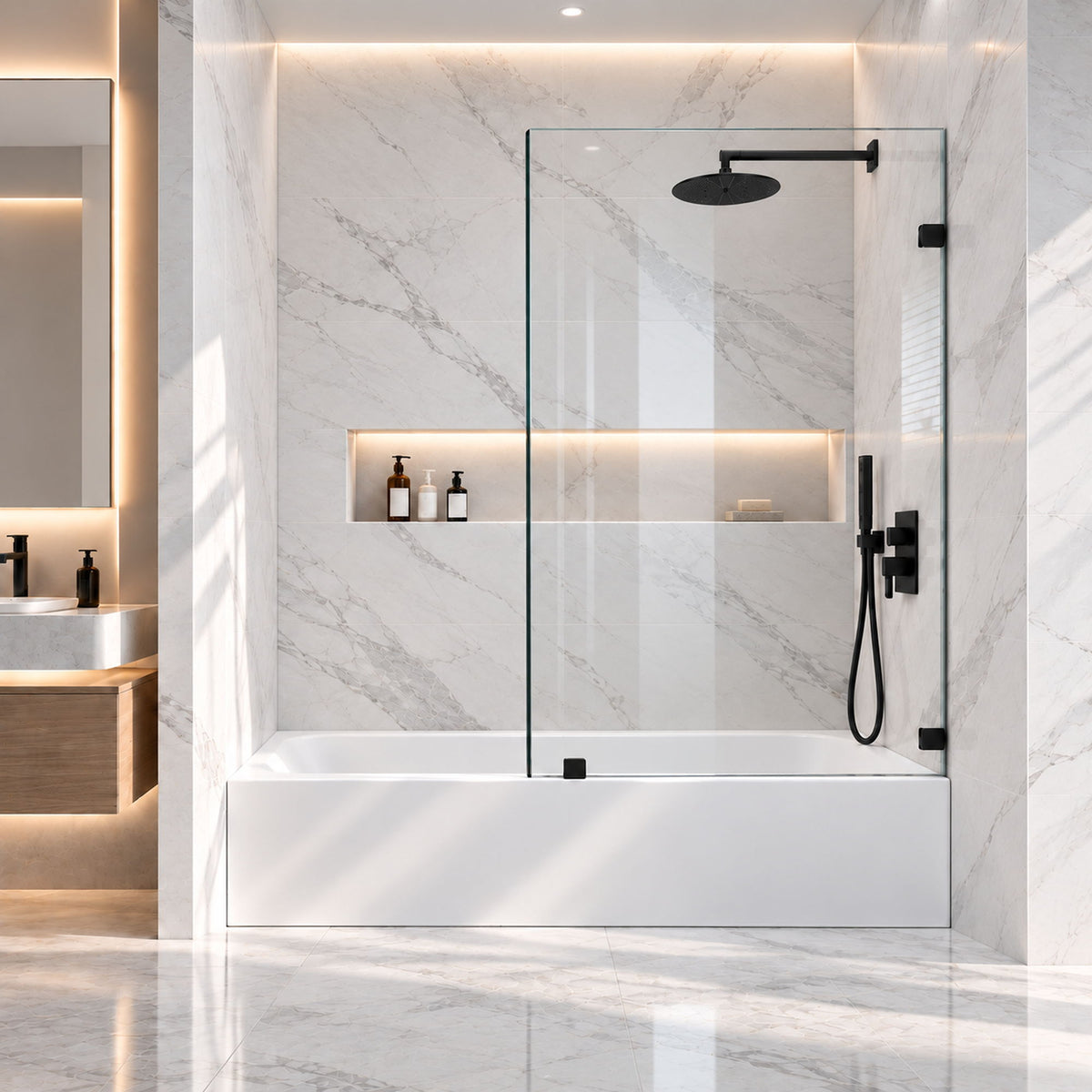 Frameless Bathtub Shower Screen, Reversible Installation