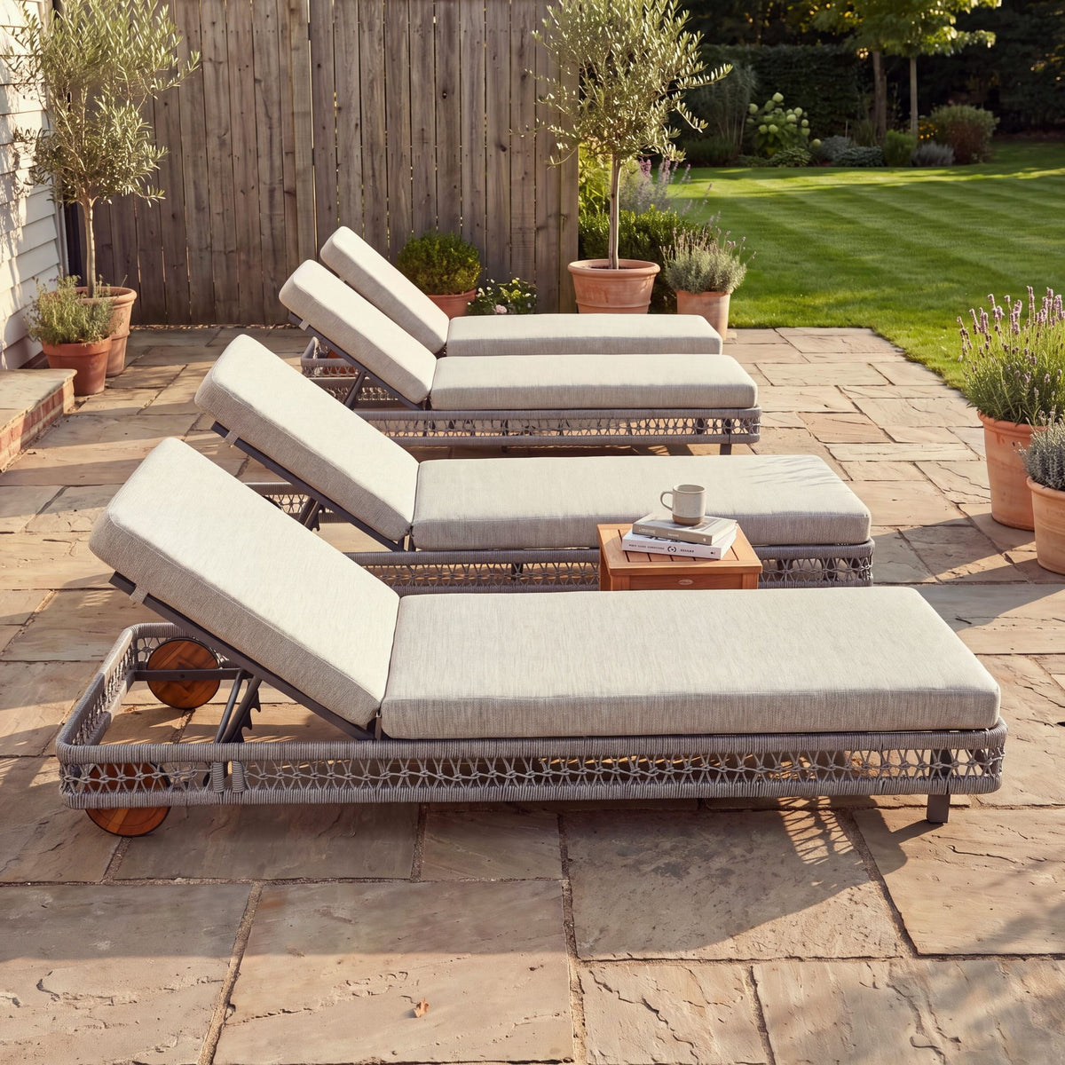 Outdoor Chaise Lounge & Wheels, 5 Position Adjustable Backrest