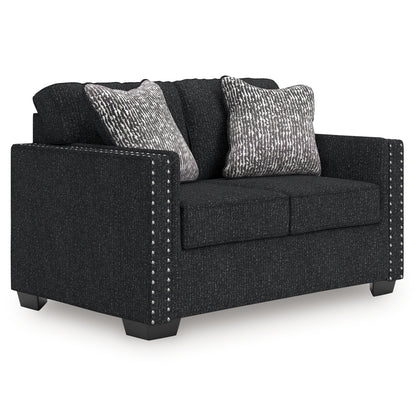 Jasmine Peaks Loveseat