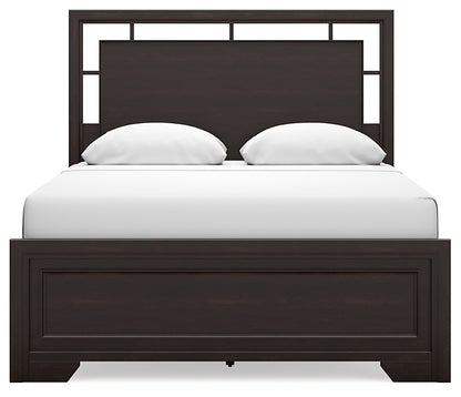 Covetown Queen Panel Bed with Mirrored Dresser, Chest and Nightstand