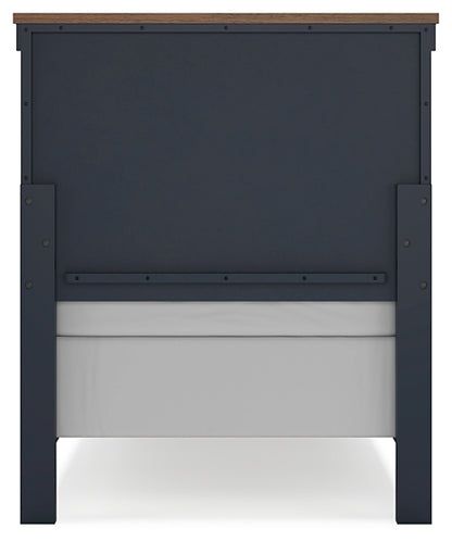 Landocken Twin Panel Headboard with Mirrored Dresser and Nightstand