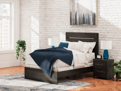 Hollivern Full Panel Bed with Mirrored Dresser and Nightstand