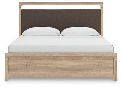 Kinlanni King Upholstered Platform Bed