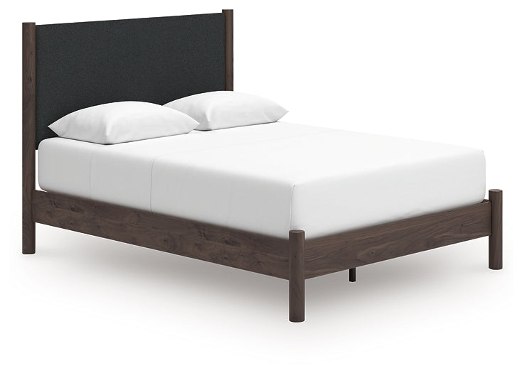 Pamytta Queen Upholstered Panel Platform Bed, Dresser and Mirror