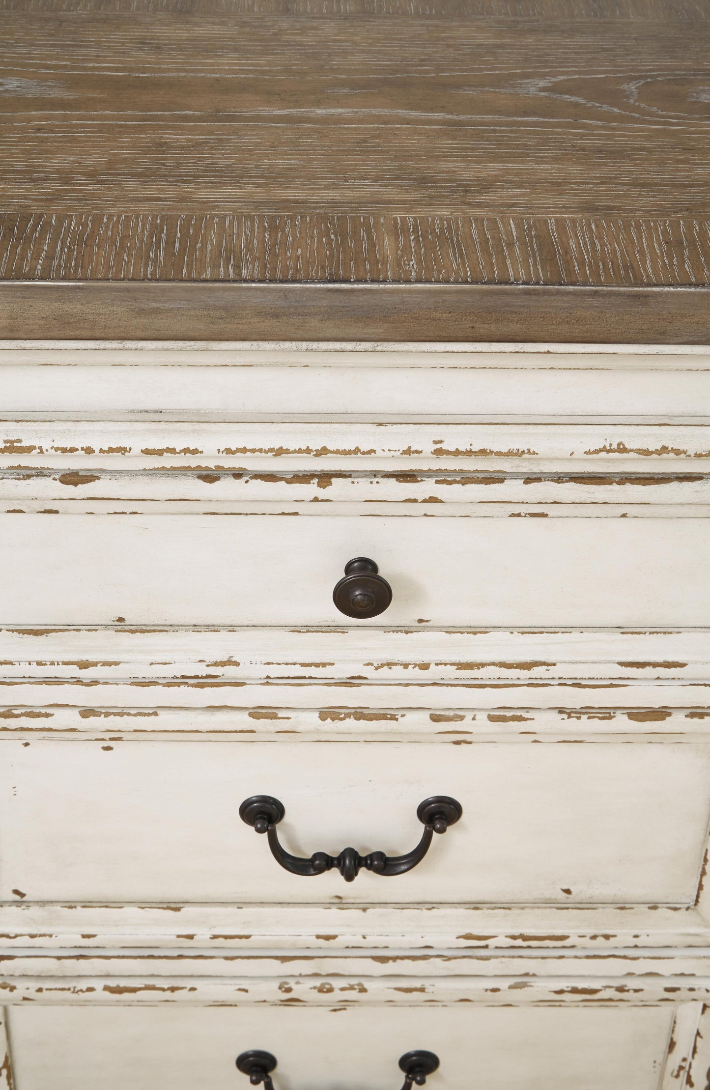 Realyn Dining Room Server