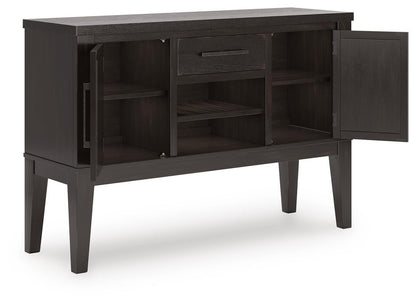 Galliden Dining Room Server