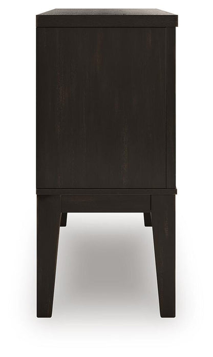 Galliden Dining Room Server