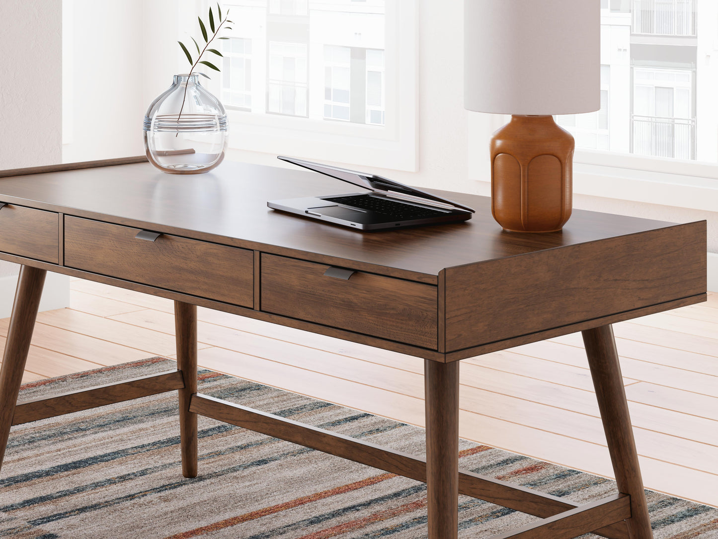 Ashley Express - Lyncott Home Office Desk