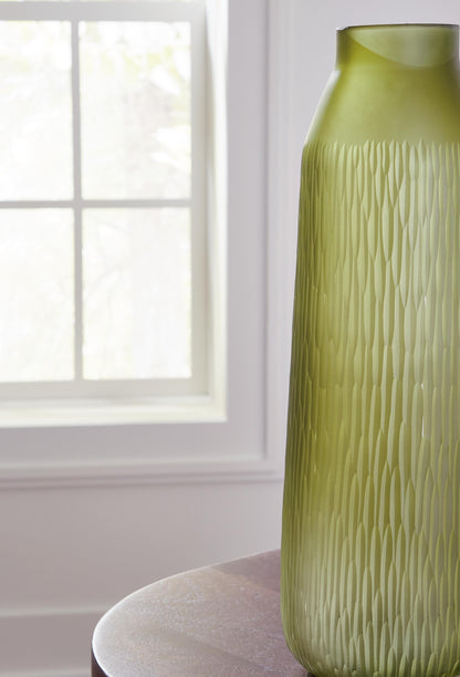 Ashley Express - Scottyard Vase