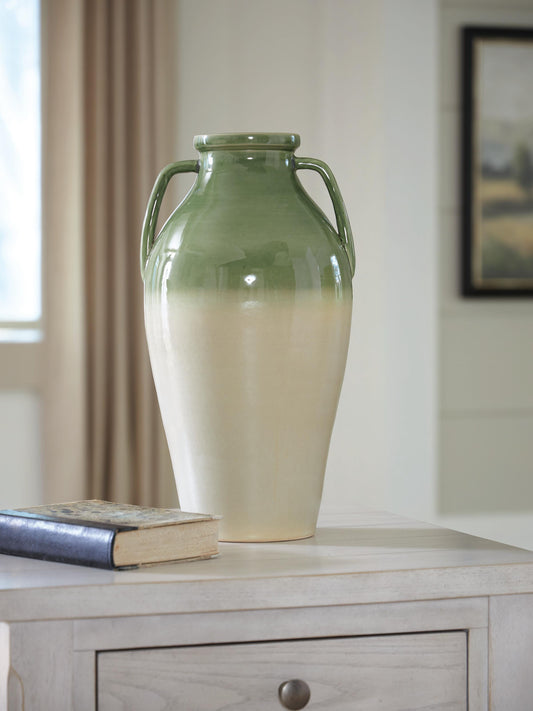 Ashley Express - Andorbury Vase