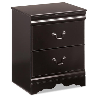Huey Vineyard Queen Sleigh Bed with Mirrored Dresser and Nightstand