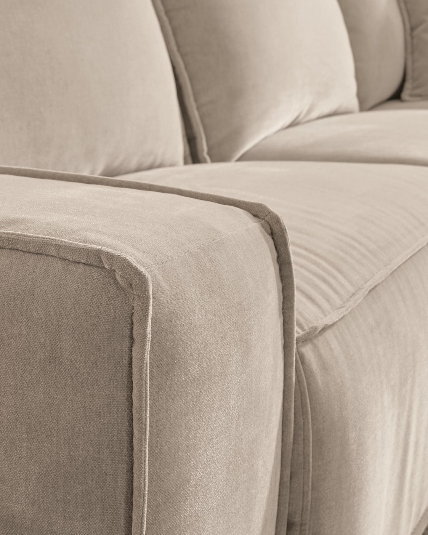 Carceri 2-Piece Power Reclining Sectional Loveseat