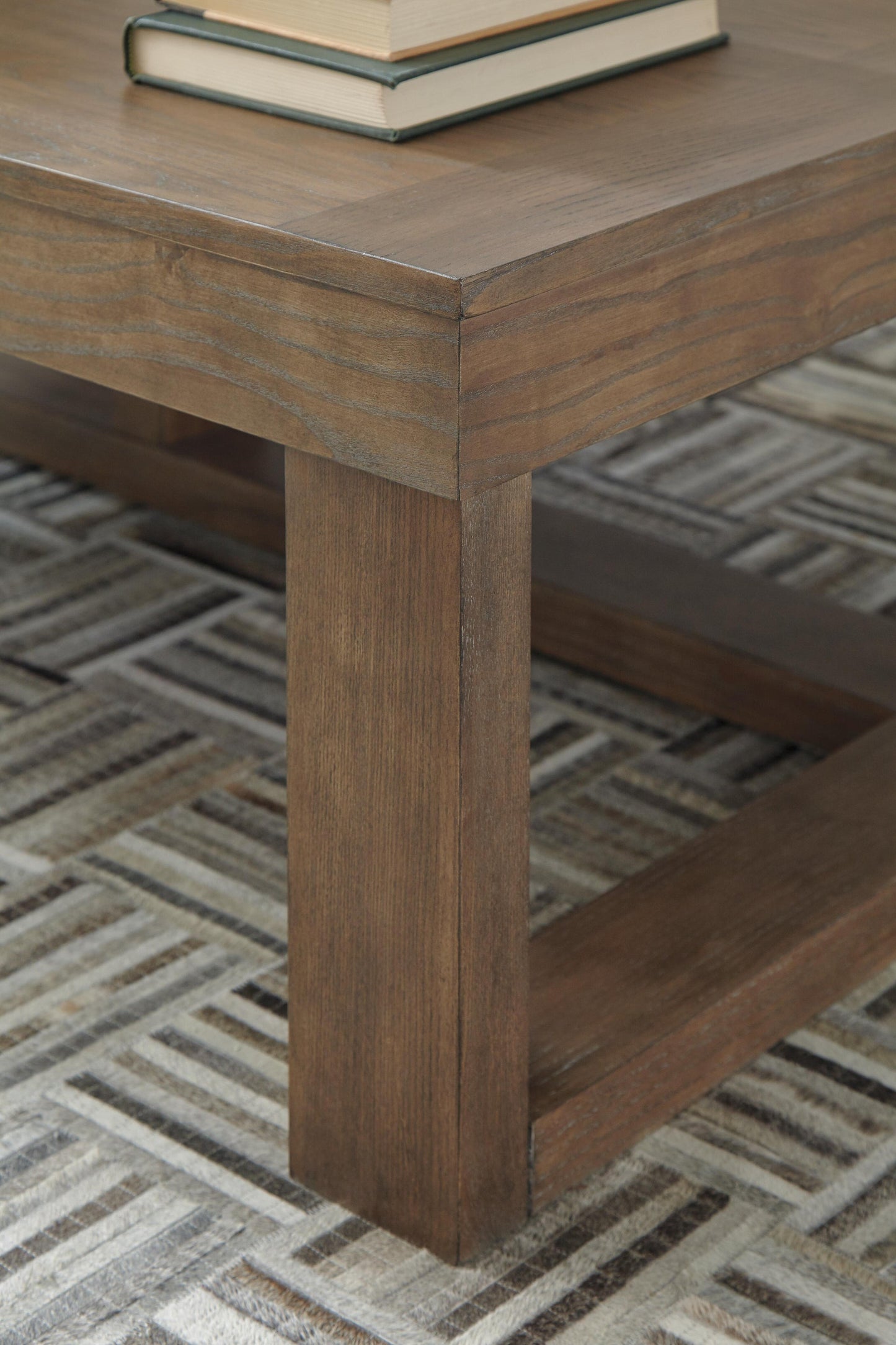 Cariton Rectangular Cocktail Table