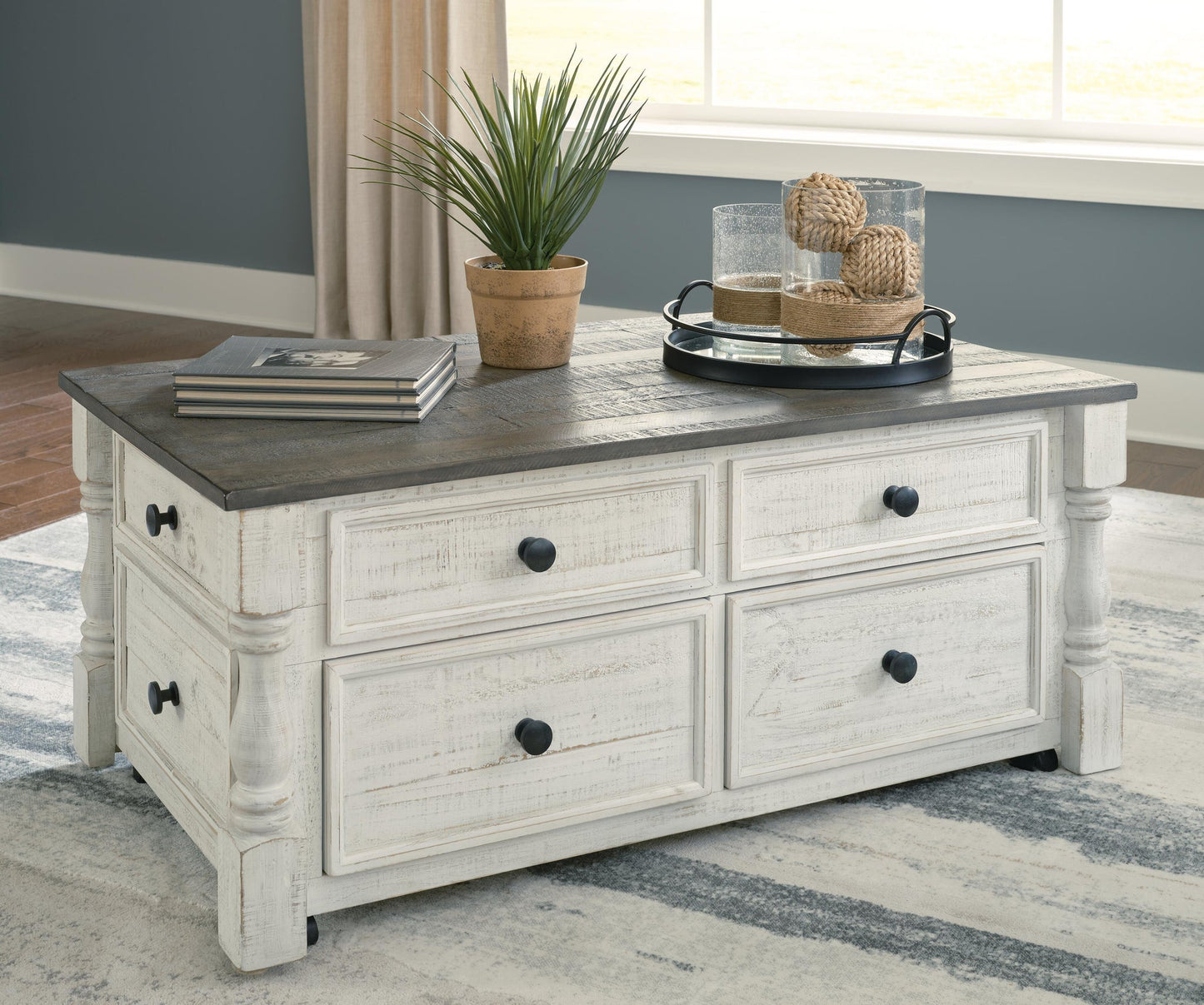 Ashley Express - Havalance Lift Top Cocktail Table