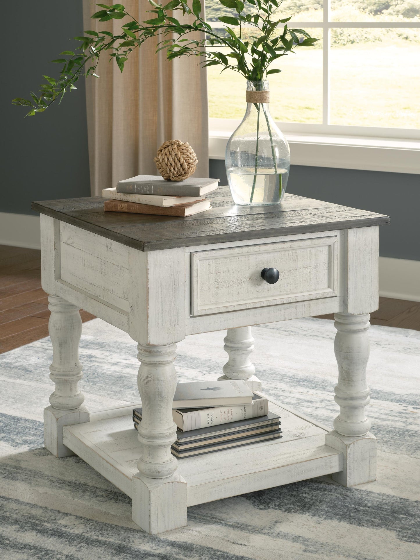Ashley Express - Havalance Square End Table