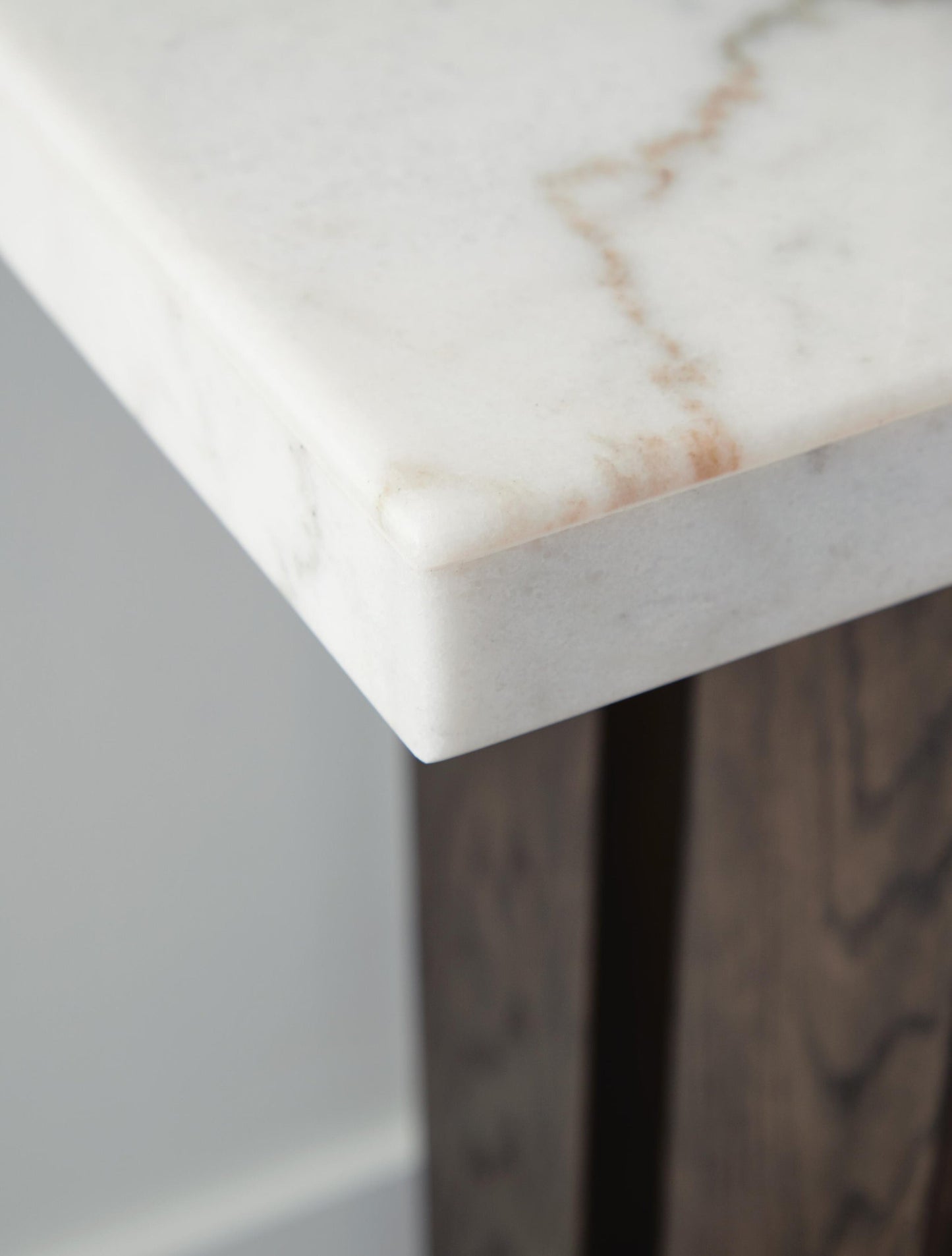 Ashley Express - Burkhaus Sofa Table