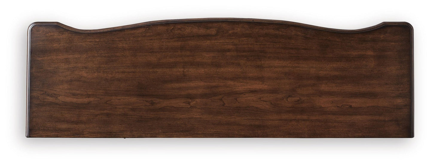 Lavinton Dresser
