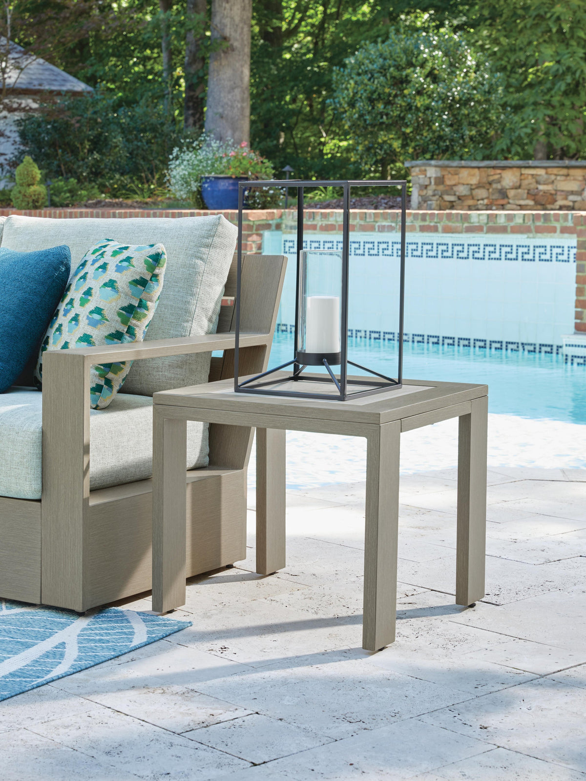 Ashley Express - Kimpton Isle Square End Table