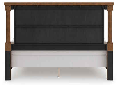 Rowlenstown King Poster Bed