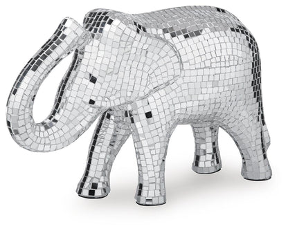 Ashley Express - Hallmont Sculpture