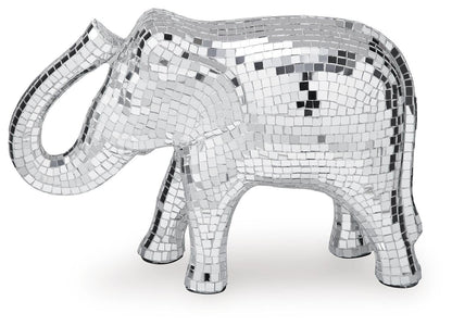 Ashley Express - Hallmont Sculpture