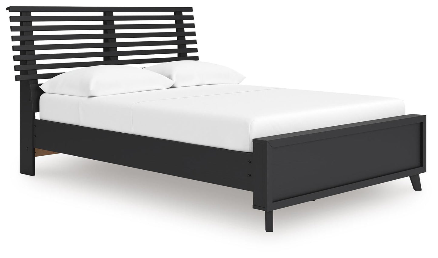 Ashley Express - Danziar Full Slat Panel Bed
