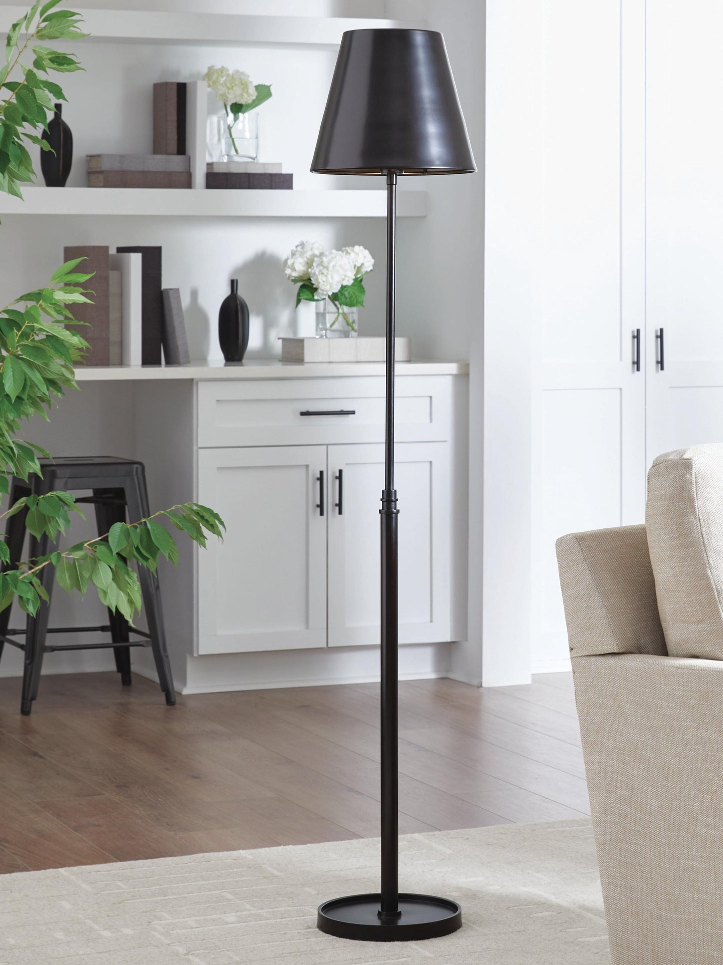 Ashley Express - Wimner Metal Floor Lamp (1/CN)