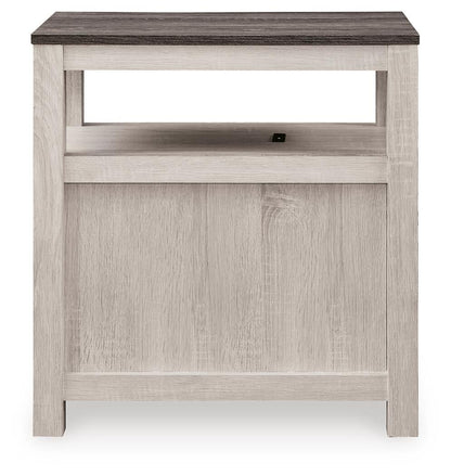 Ashley Express - Fendenmore Chair Side End Table