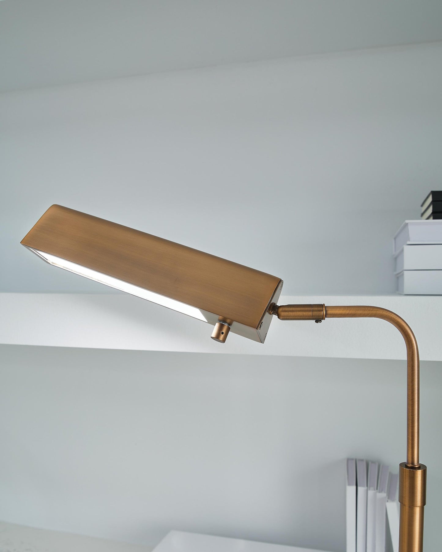 Ashley Express - Yafe Metal Desk Lamp (1/CN)