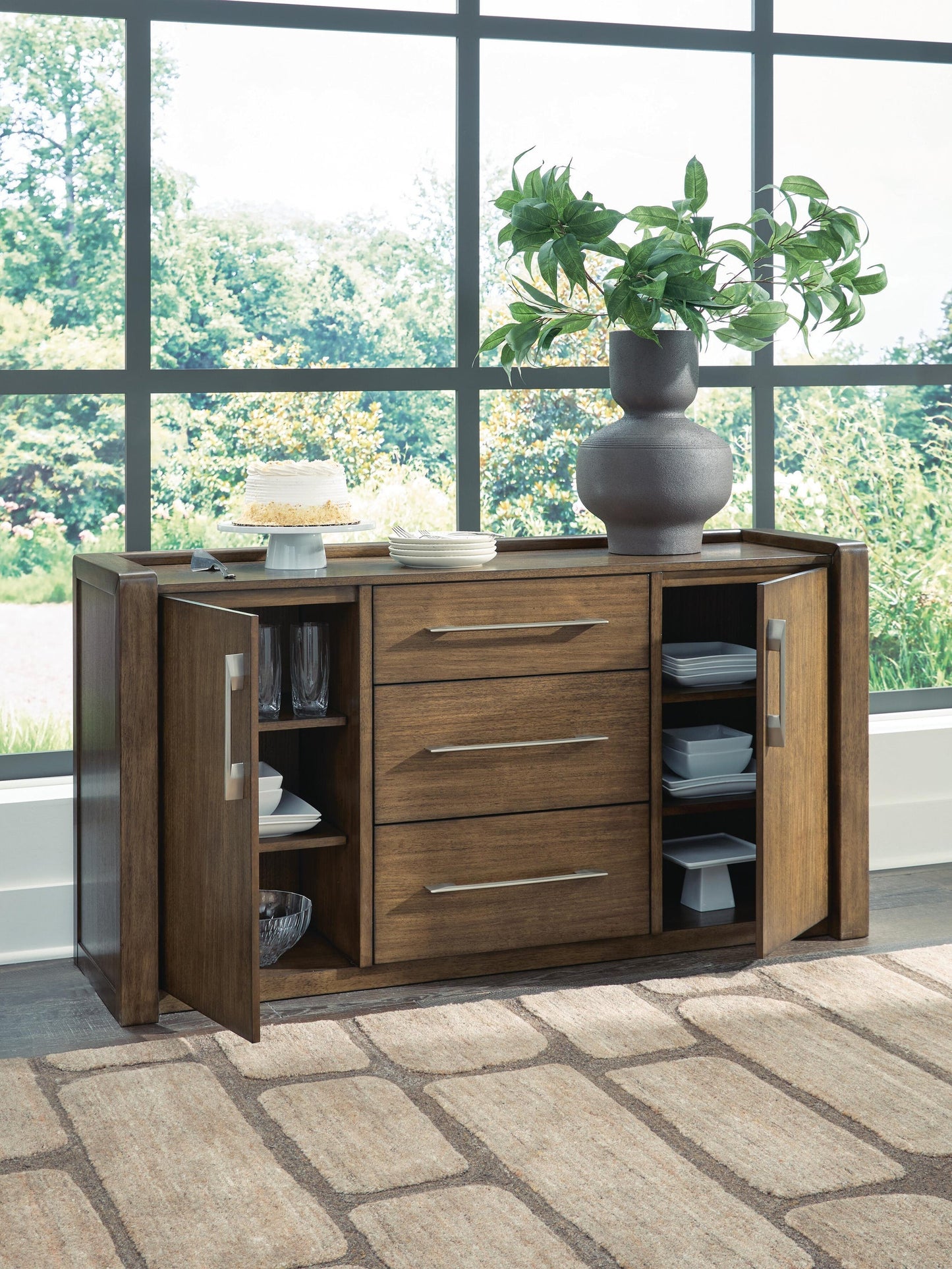 Marxmore Dining Room Server