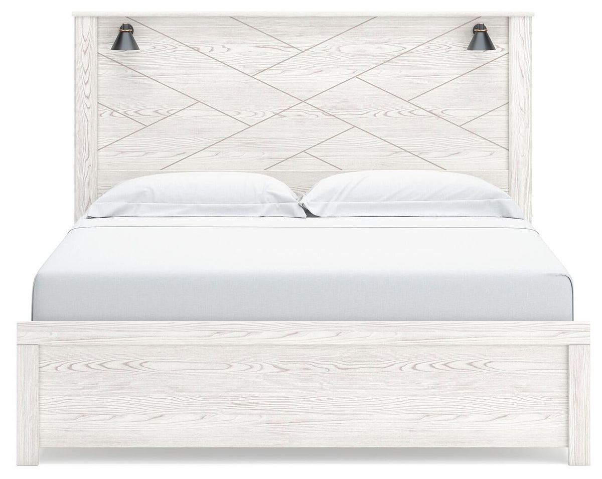 Gerridan King Panel Bed with Mirrored Dresser and Nightstand