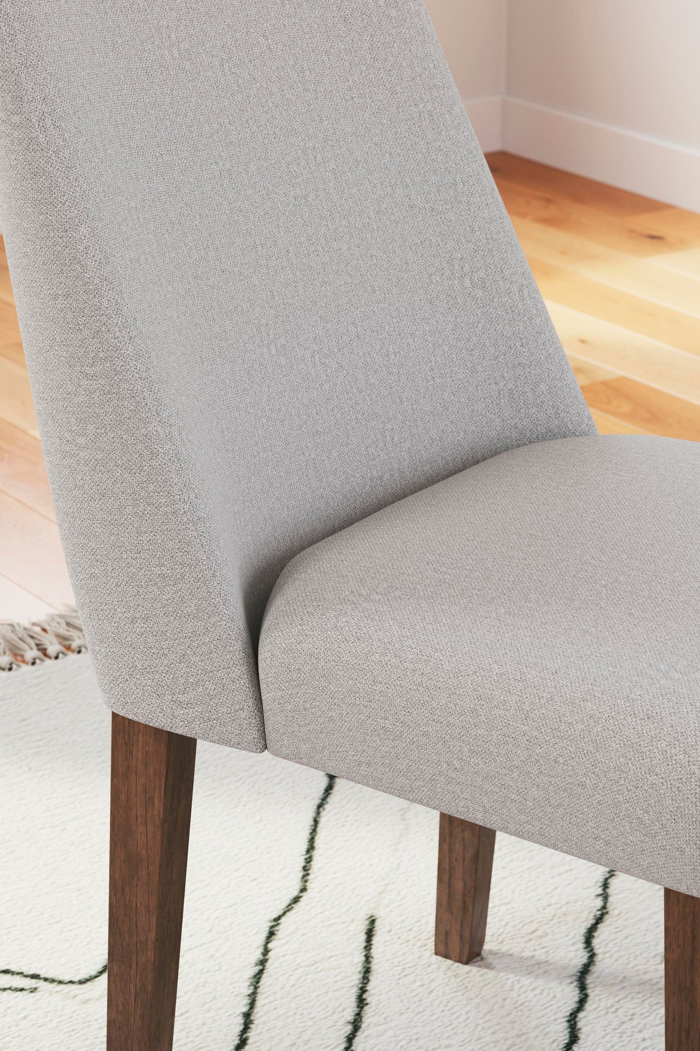 Ashley Express - Lyncott Dining Table and 4 Chairs