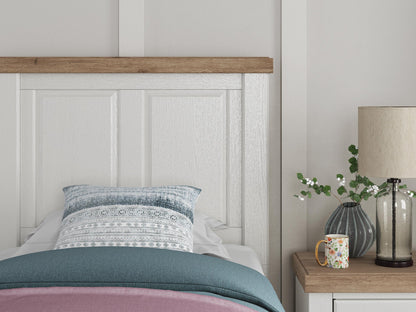 Savonport Twin Panel Bed, Dresser and Mirror