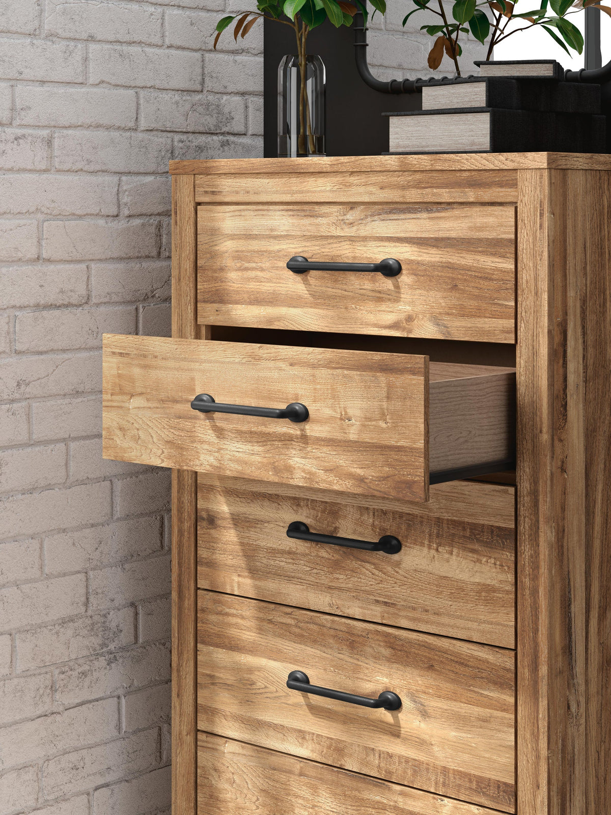 Maystonna Five Drawer Chest